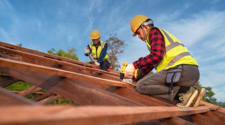Expert Emergency Roof Repairs services in Lapel, IN